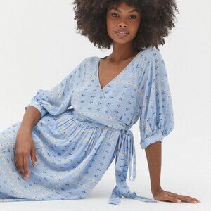 💙 Urban Outfitters Blue Floral Dress – Size Small